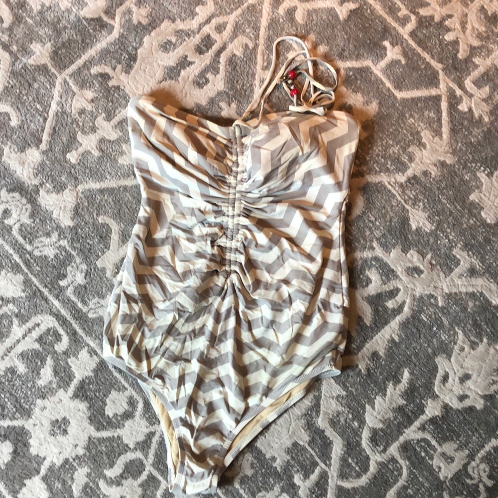Pea in the pod maternity bathing suit